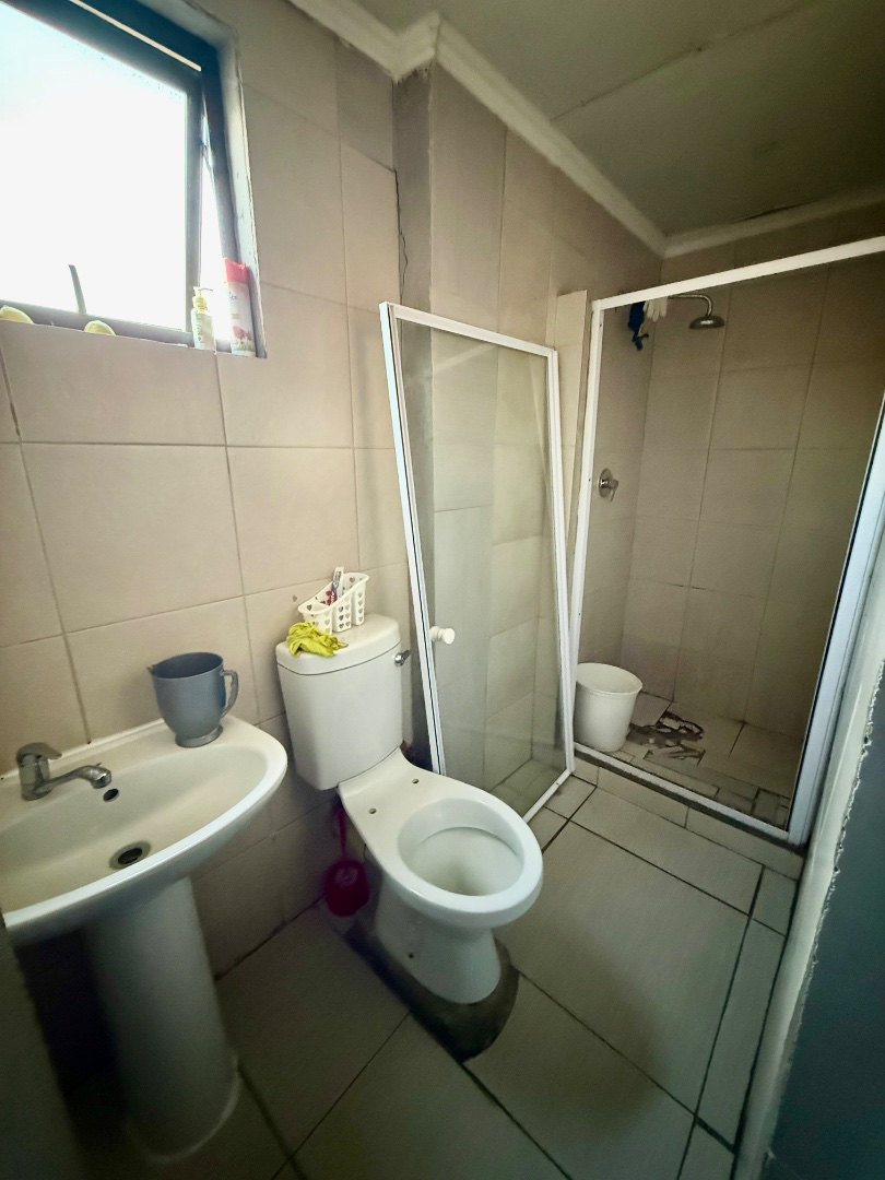 5 Bedroom Property for Sale in Vasco Estate Western Cape